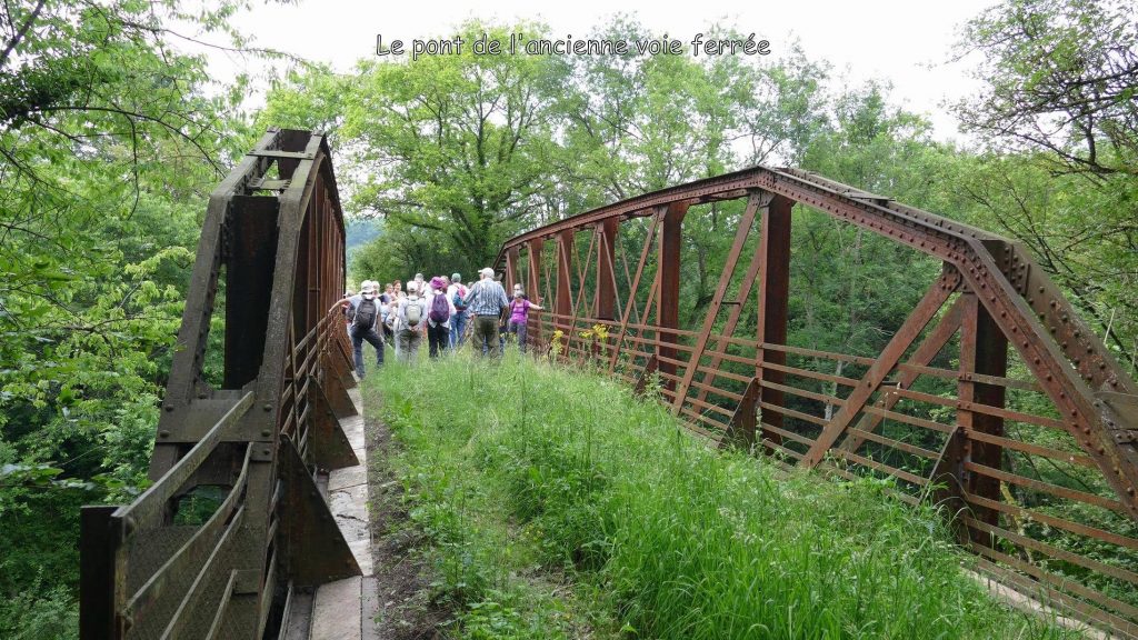 24 Le pont de l'ancienne voie ferrée